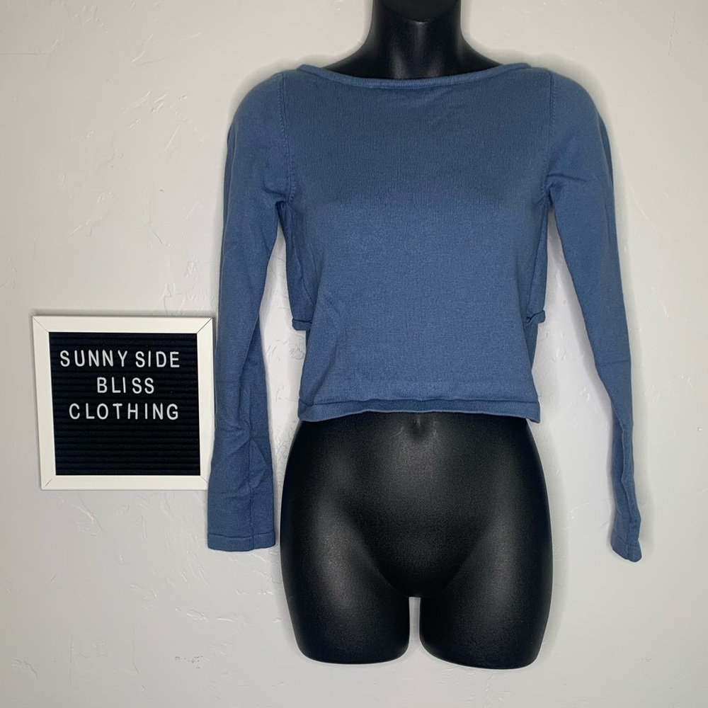 Forever 21 Blue Long Sleeve Cropped Tie Back Open Back Sweater Women’s Small